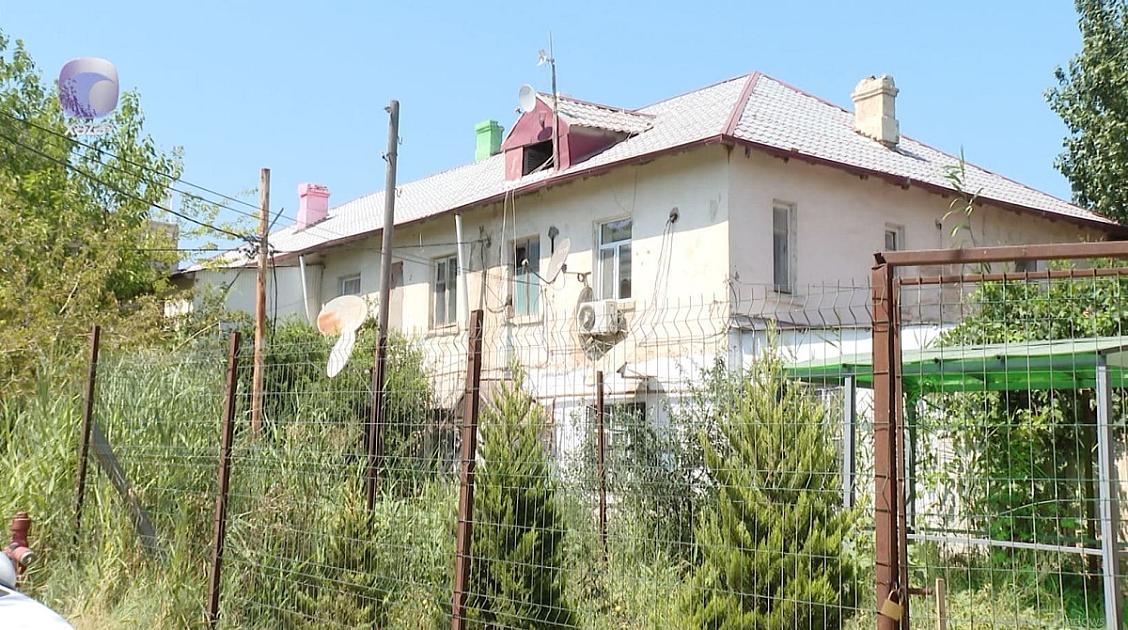 Evlərinin söküləcəyi günü gözləyirlər -