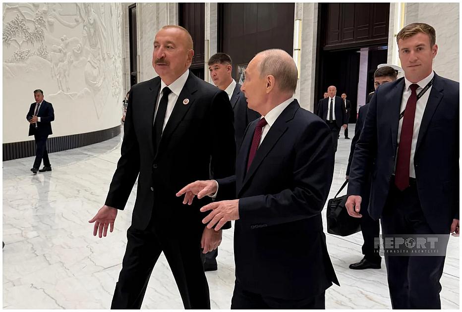İlham Əliyev Bişkekdə Vladimir Putinlə ayaqüstü söhbət edib