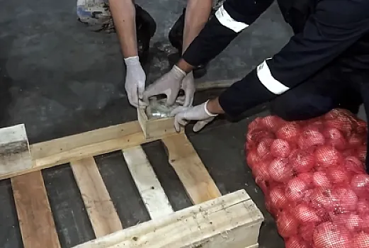 Rusiyaya göndərilən soğanın içindən narkotik çıxdı - 